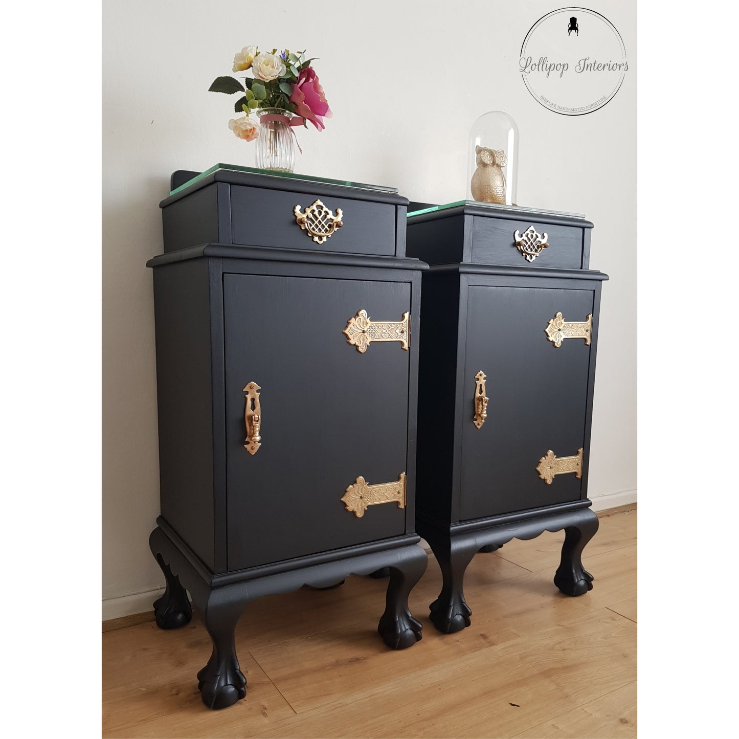 Bedside tables/cabinets